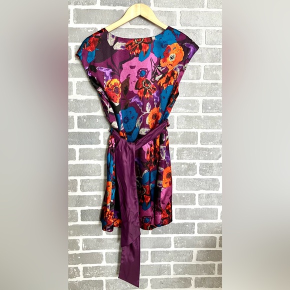Forever 21 Silky Floral Dress - Picture 3 of 3
